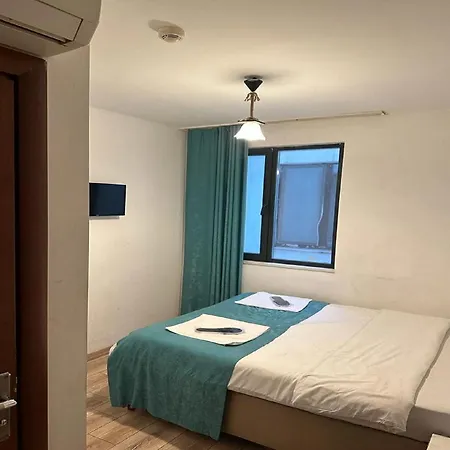 Taksim Soushian Hotel
