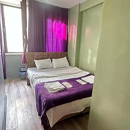 Hotel Taksim Soushian 3*