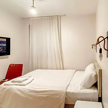 Taksim Soushian 3*