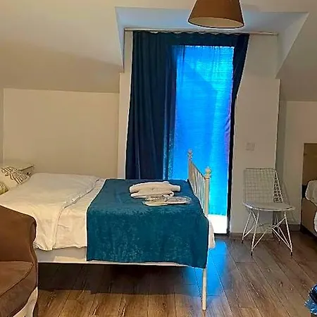 Hotel Taksim Soushian