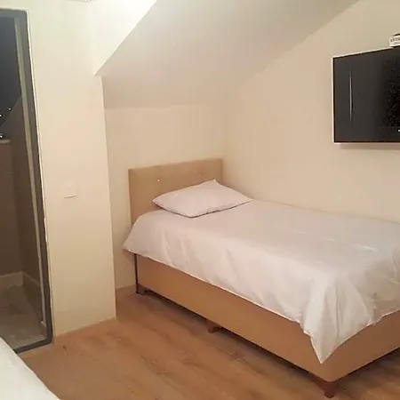 Taksim Soushian Hotel 3*